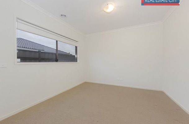 15 Thoresby Circuit, Craigieburn