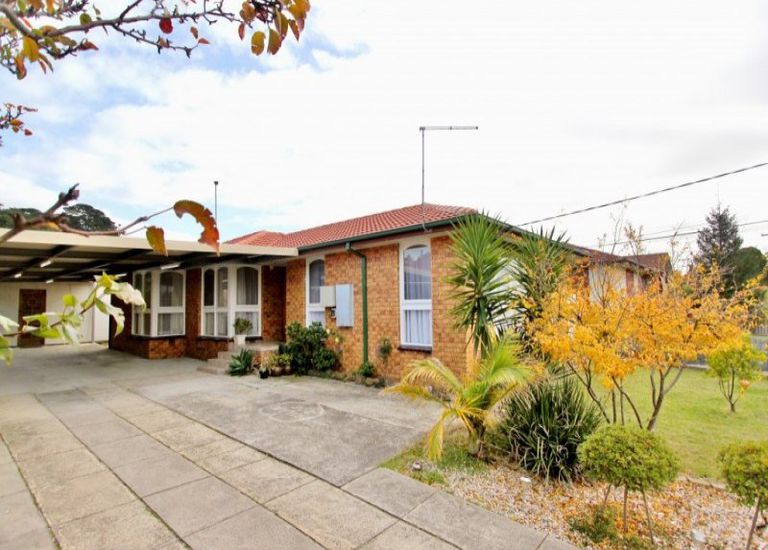 24 Miranda Close, Clayton South