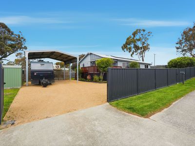 46 Carlton Beach Road, Dodges Ferry