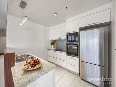 602 / 122 Walker Street, Townsville City
