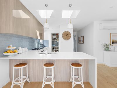 8 Collins Street, Williamstown