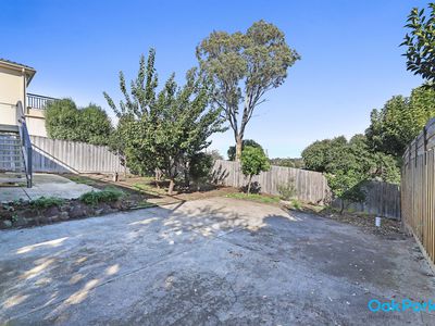 81 New Road, Oak Park