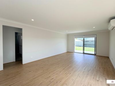 10 Brandeis Street, South Yunderup