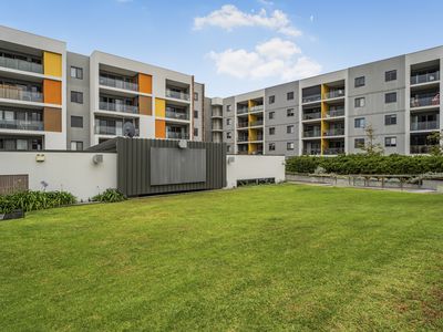 75 / 16 Midgegooroo Avenue, Cockburn Central