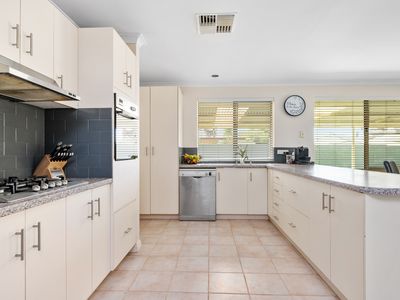 2 Killington Crescent, Boulder