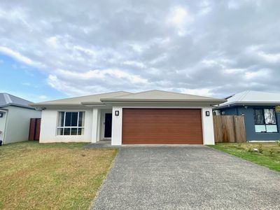 5 Creekview Parade, Bentley Park