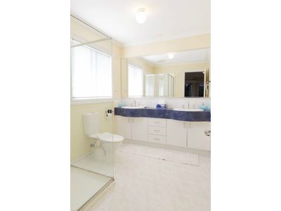 5 Head Court, Seymour