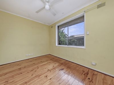 15 Cheam Drive, Reynella