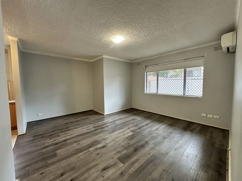 3 / 11 Crown Street, Granville