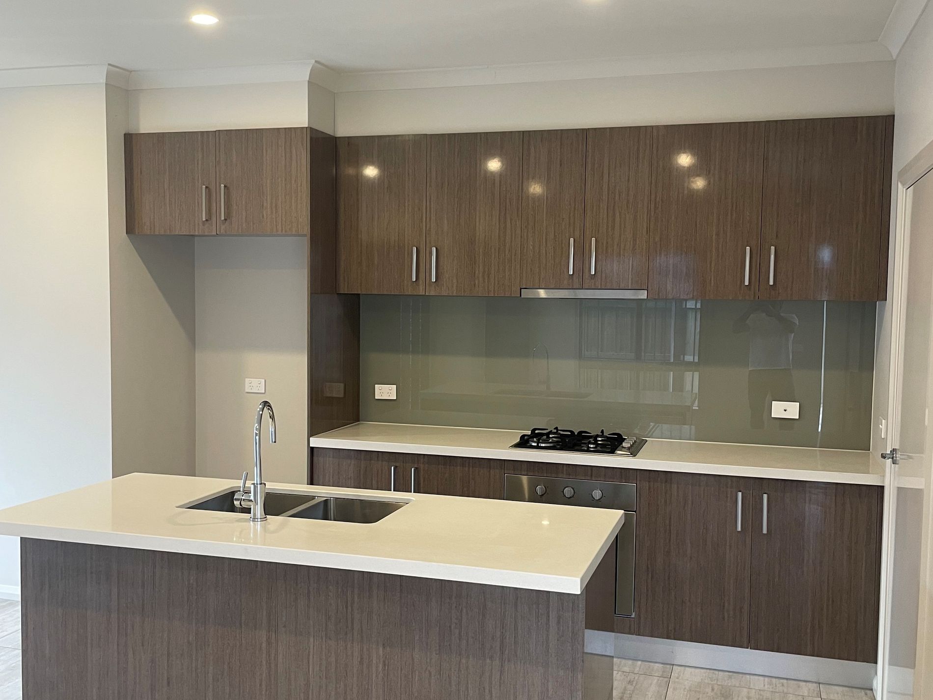 3 / 3 Marsh Street, Altona North