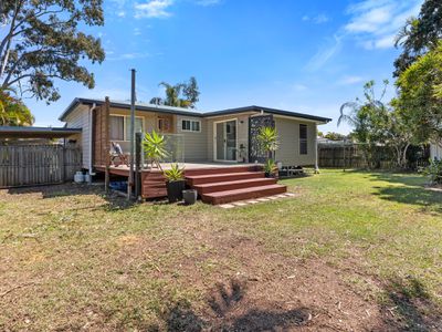 1 Madelin Court, Thorneside