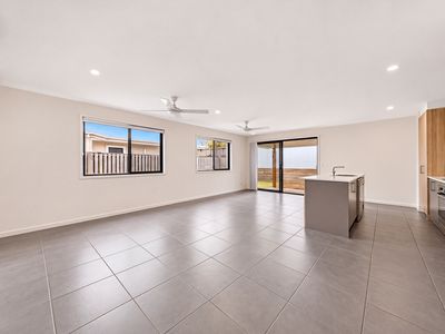 2 / 2 Europa Street, Burpengary