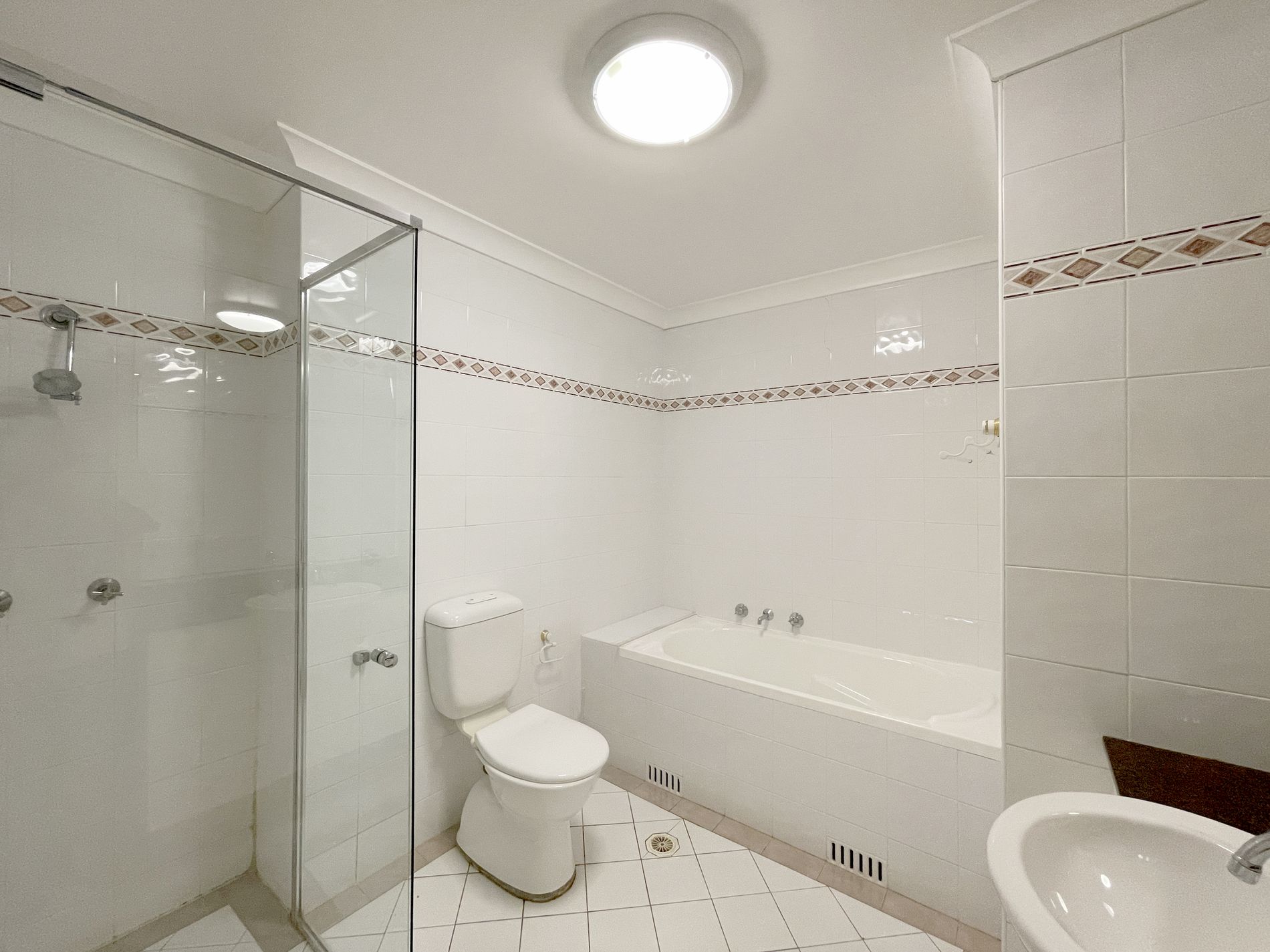 570 / 83-93 Dalmeny Avenue, Rosebery