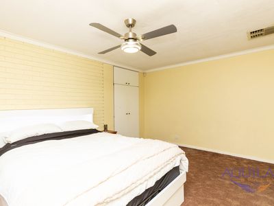 27 Dagmar Way, Swan View