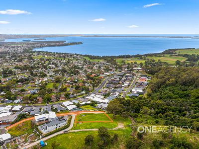 9 Mary Davis Avenue, Koonawarra