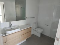 21 / 35 Sickle Avenue, Hope Island