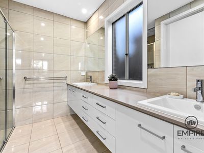 12 Emery Drive, Clyde North