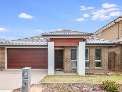 21 Radisich Loop, Oran Park