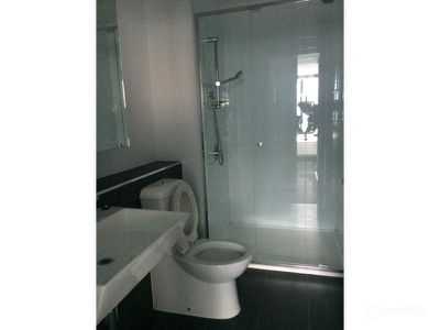 4114 / 220 Spencer Street, Melbourne