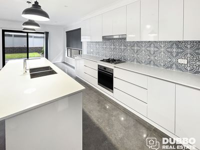 2 Bayou Avenue, Dubbo