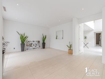 9 Cassowary Cres, Coodanup