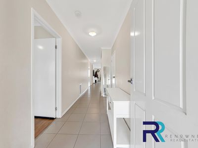 12 Lucindale Road, Wollert