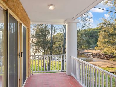 18 The Esplanade, North Arm Cove