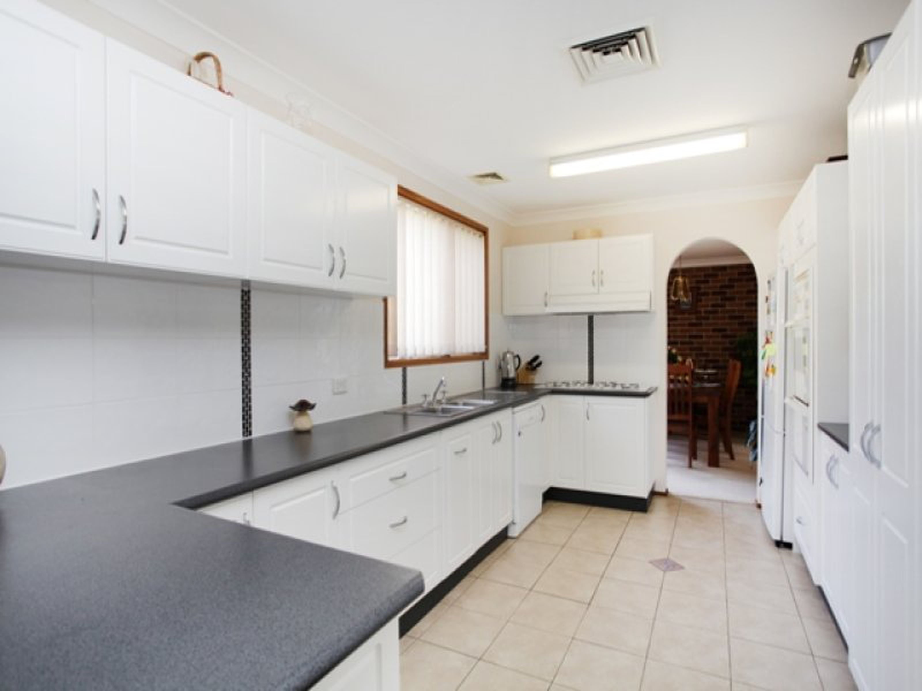 6 Bursaria Crescent, GLENMORE PARK