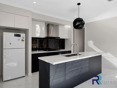 10 Breezy Circuit, Werribee