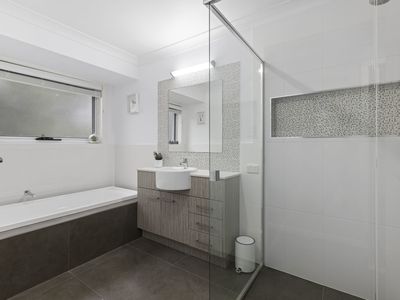 2 Foxwood Circuit, Wakerley