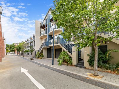 6 Boans Lane, East Perth