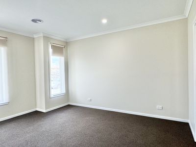9 Lydney Street, Wyndham Vale