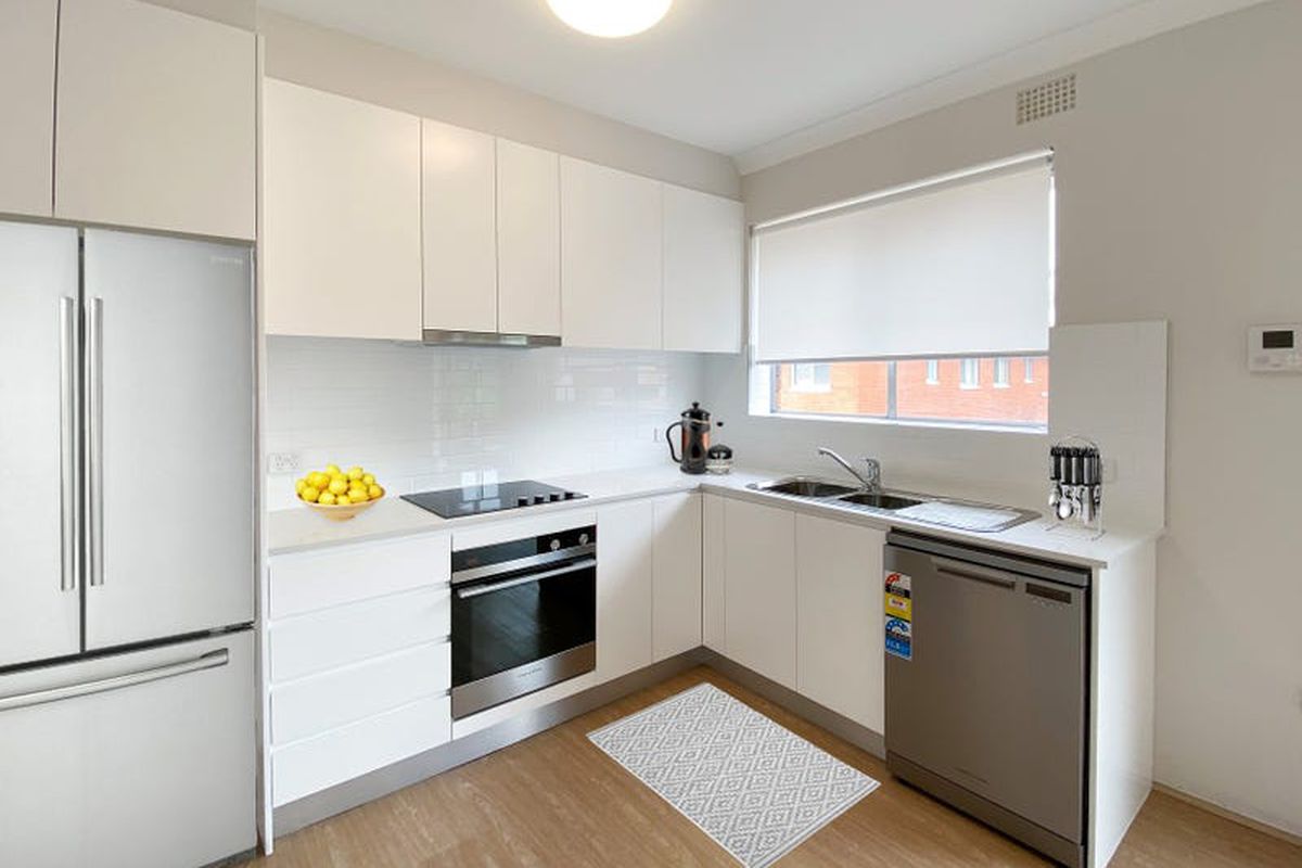 2 Macintosh Street, Mascot