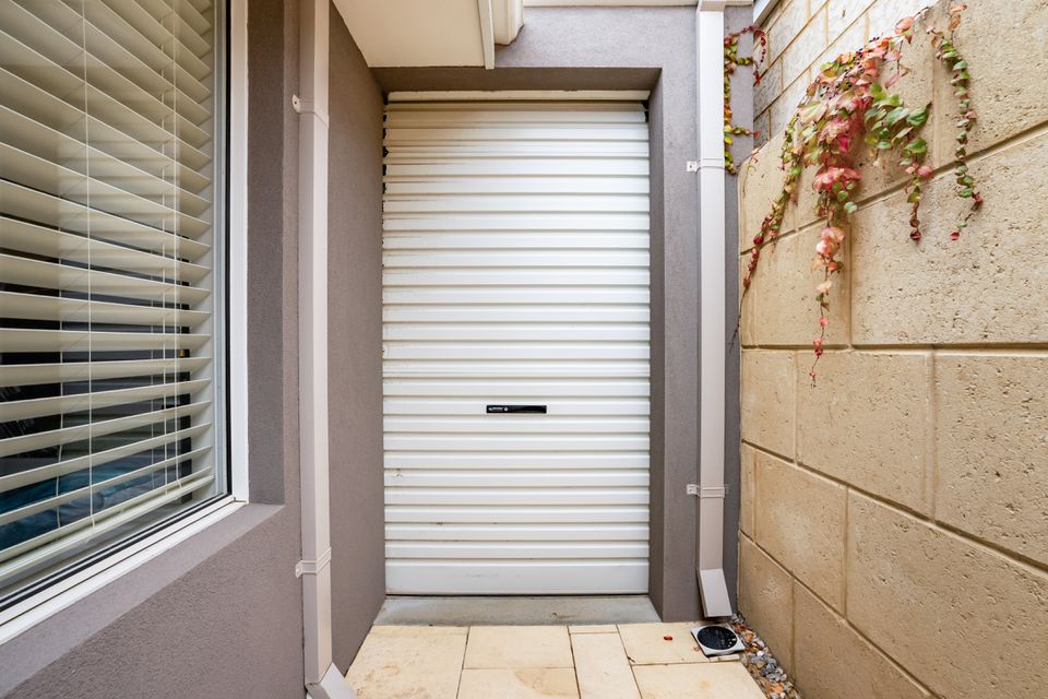 39 BROULEE LANE, Secret Harbour