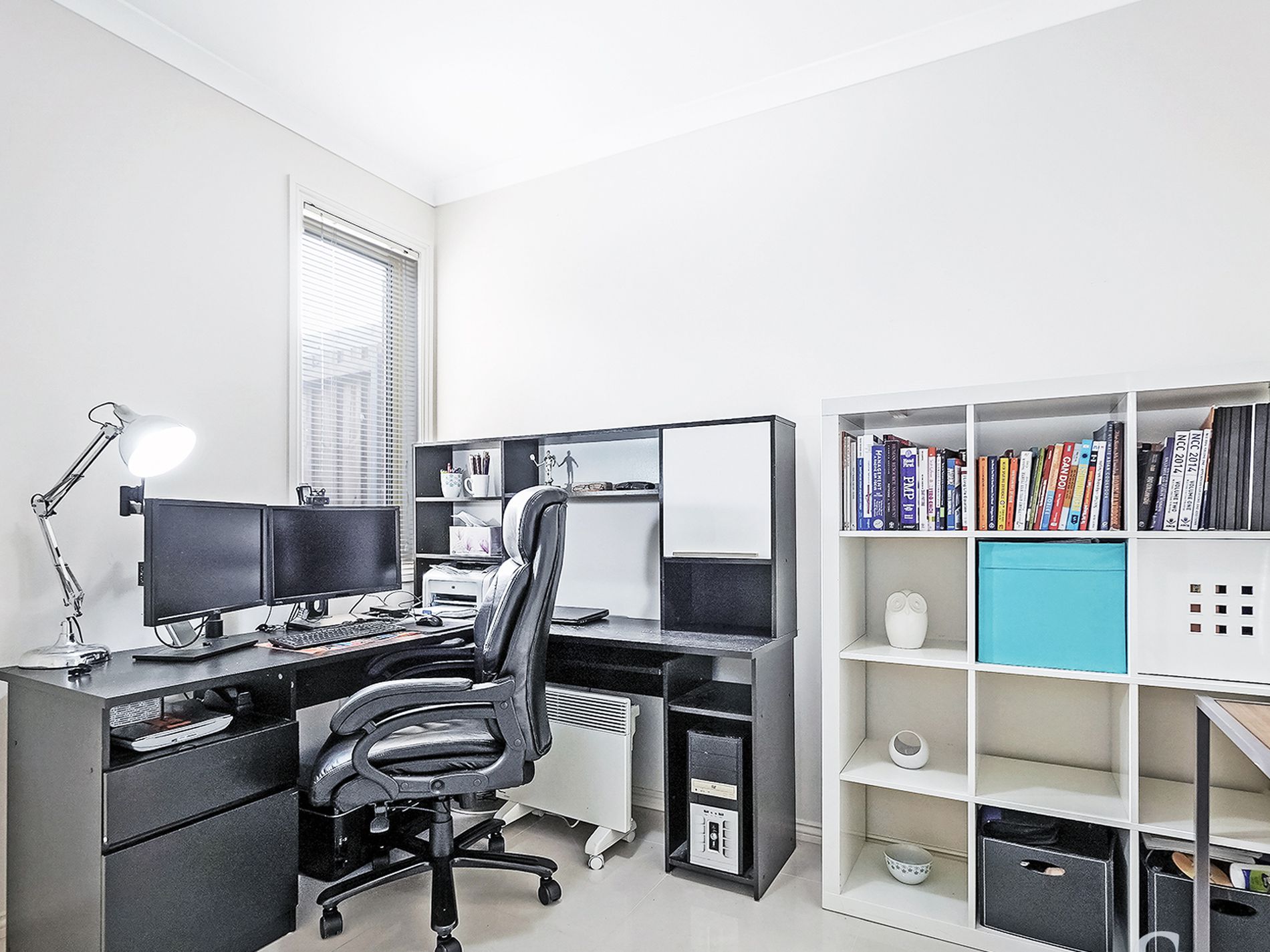2 / 5 Risdon Drive, Notting Hill