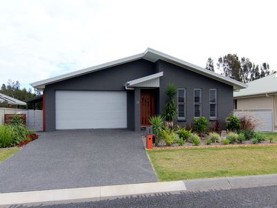 36 Amanda Crescent, Forster