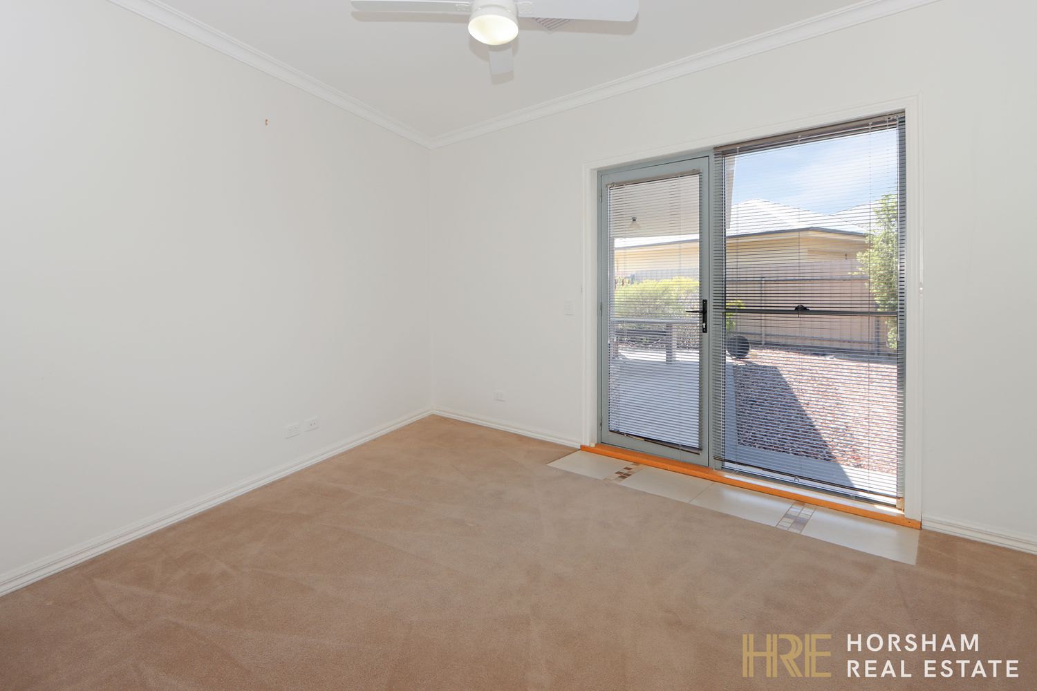 15 Fisher Square, Horsham