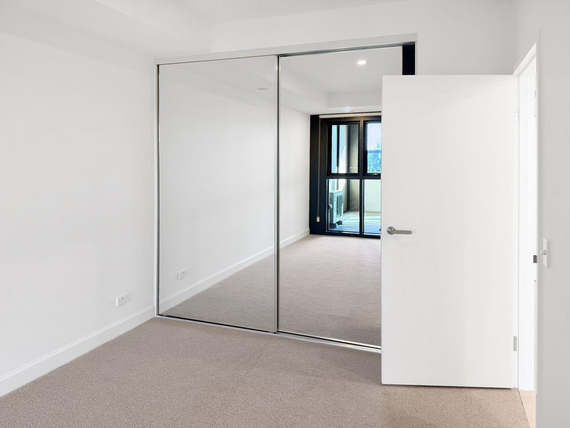 711 / 72 Allara Street, City