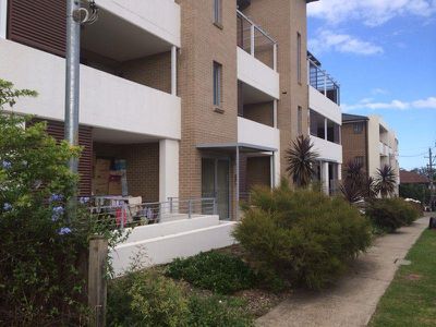 2 St Andrews Pl, Dundas