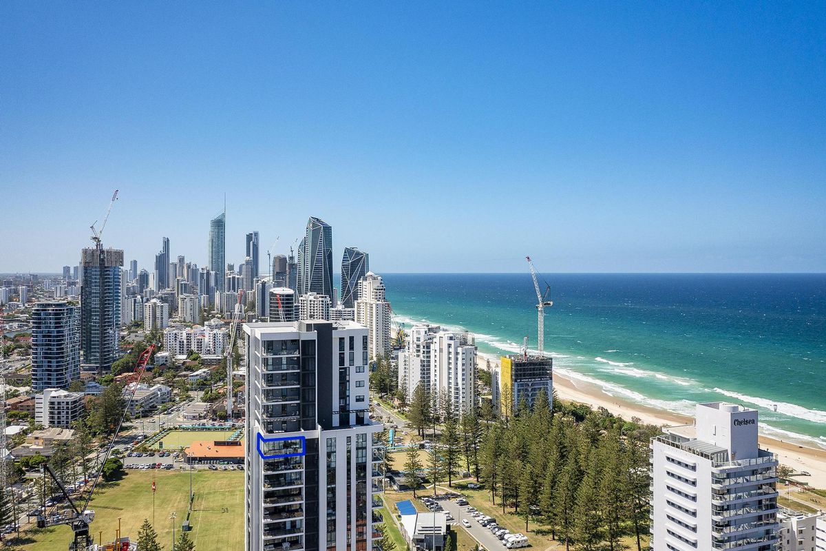 Magnificent 2 bedroom Skyhome Apartment in Opus, Broadbeach