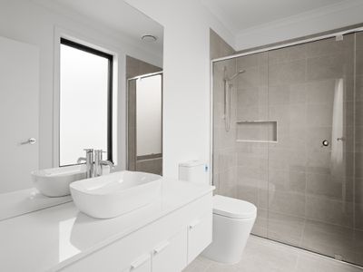 55B Railway Parade, Seaford