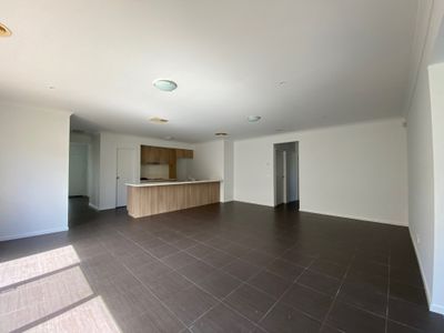 24 Goolwa Road, Point Cook