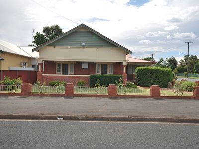 143 Bourke Street, Dubbo