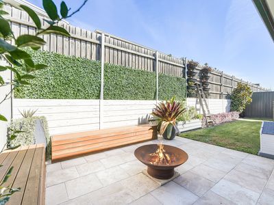 18 Galah Way, Spring Farm