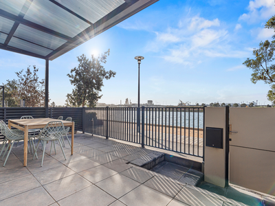 39 Albany Lane, Port Adelaide
