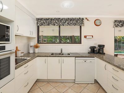 23 Amarina Avenue, Mooloolaba