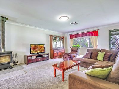 22 Gardner Road, Falls Creek
