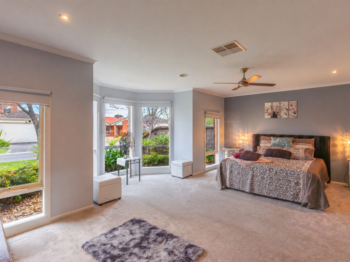 19 Lakeview Terrace, Beaconsfield