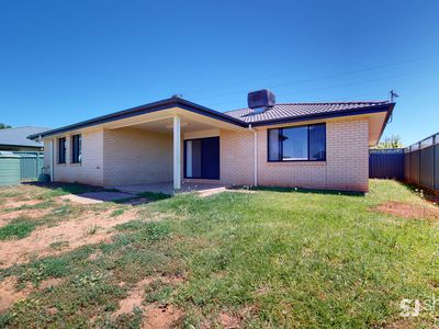 5 Argyle Avenue, Dubbo