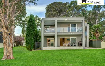 12 Gordon Avenue, Summerland Point